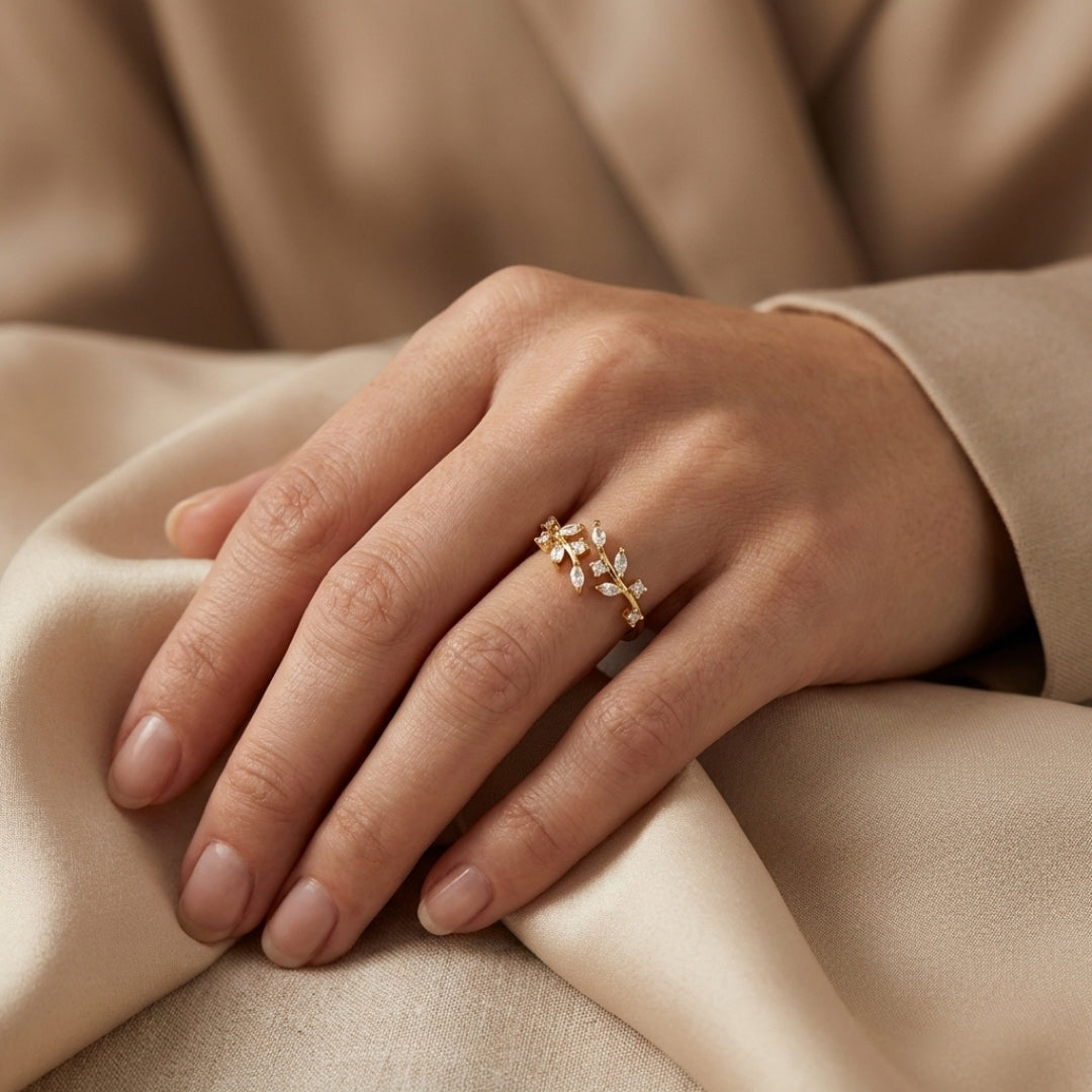 18K Gold Crystal Vine Ring