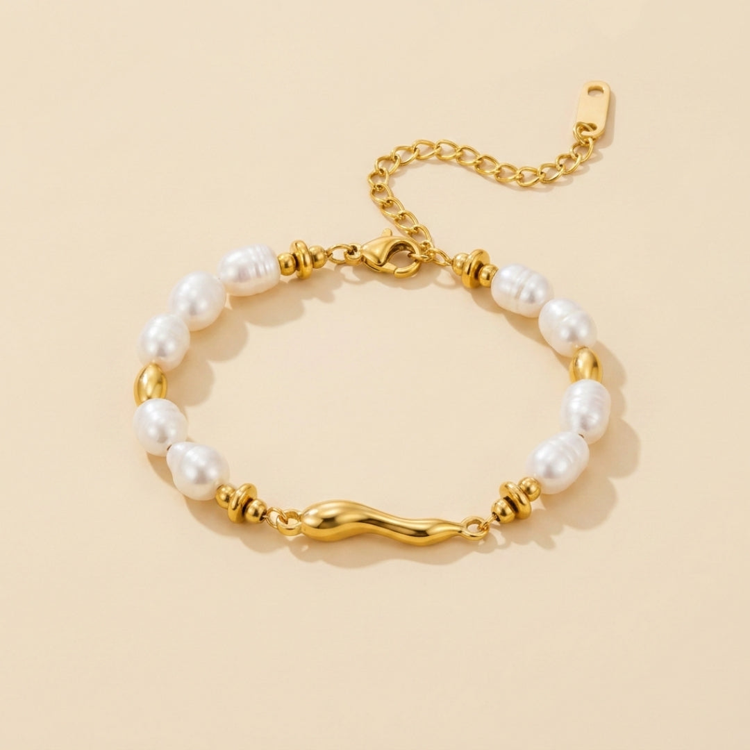 Lovina Pearl Bracelet