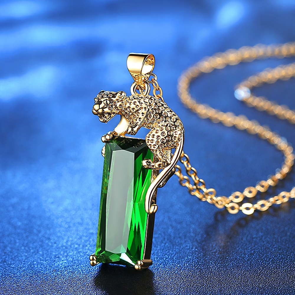 Elegant Leopard Emerald Necklace