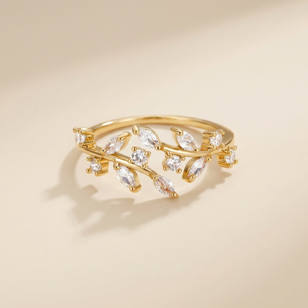 18K Gold Crystal Vine Ring