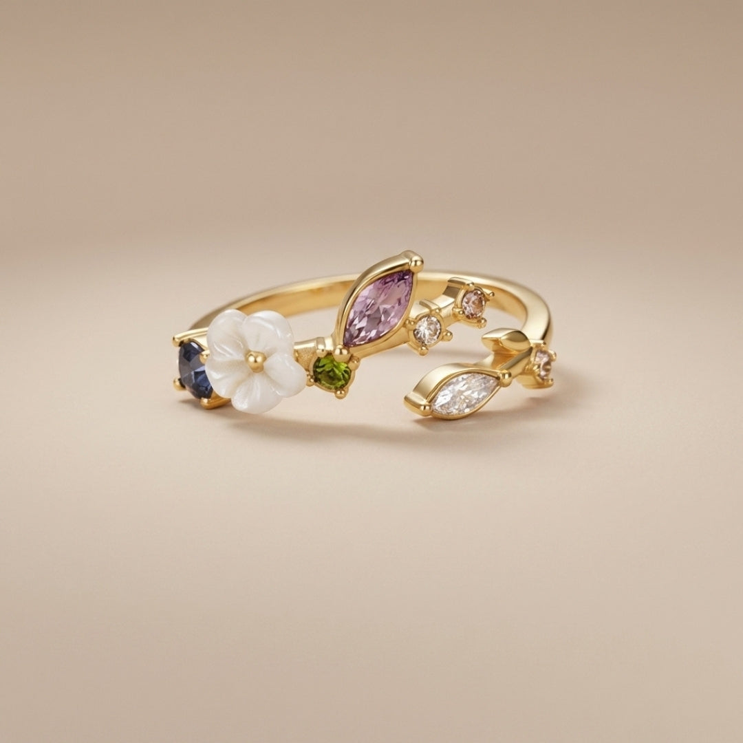 Crystal White Blossom Ring Gold