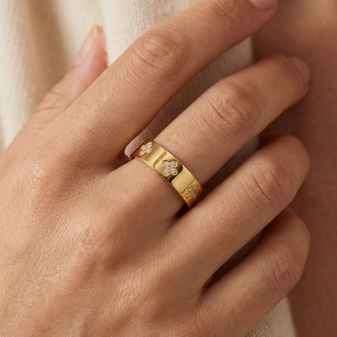 Gold Crystal Clover Band Ring
