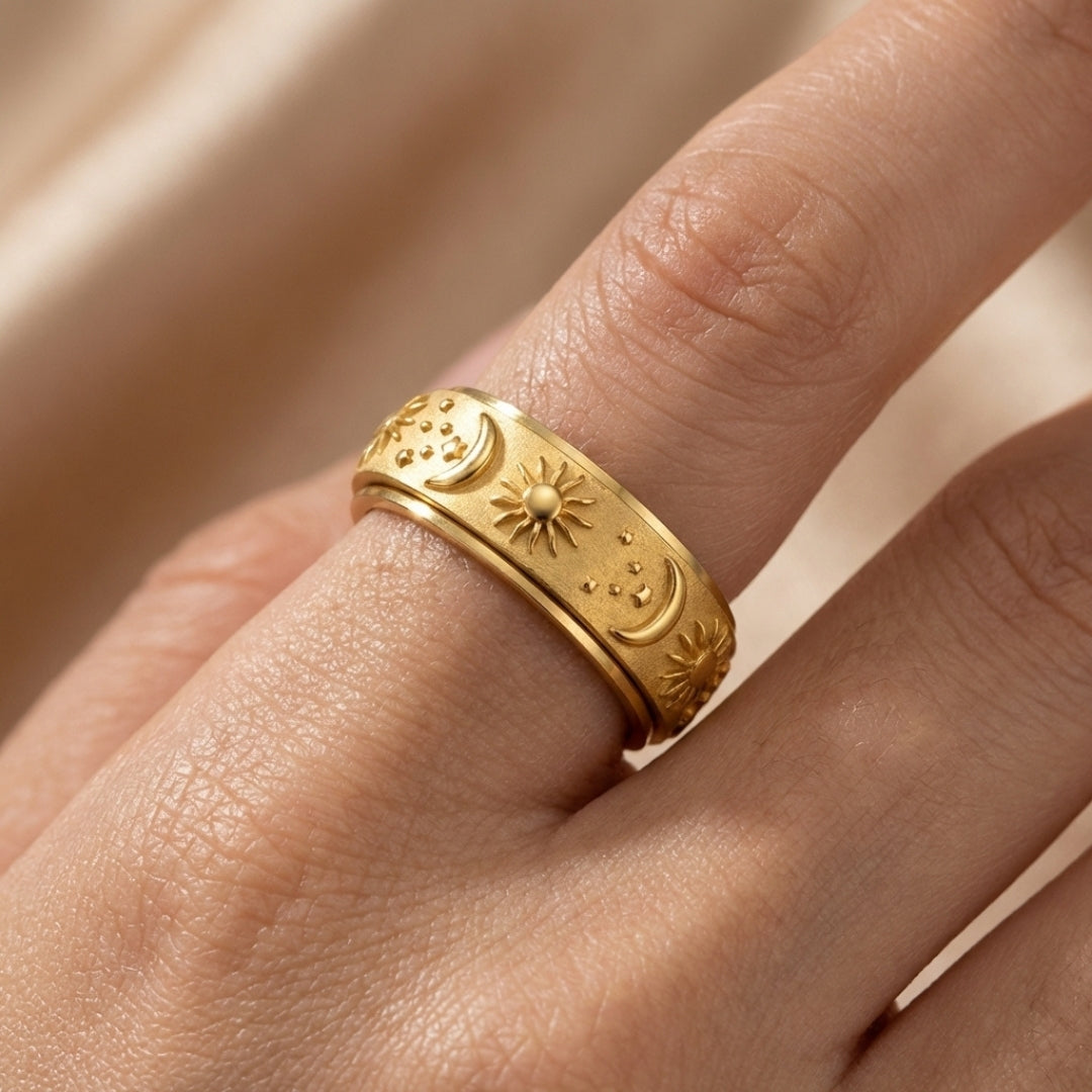 Spins Celestial Ring