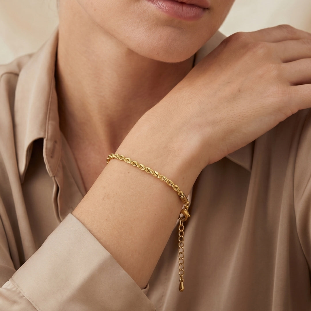 Twisted 18K Gold Bracelet
