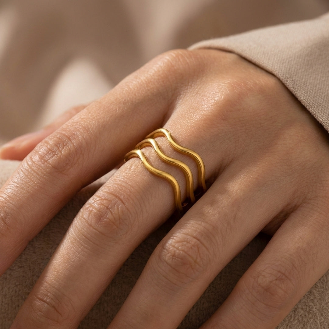 Wave Trio Ring